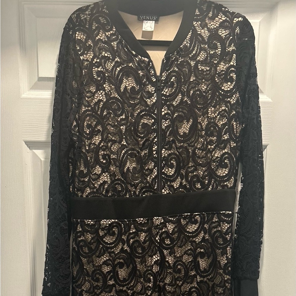 NWOT VENUS Black and Cream Lace Detail Jumpsuit